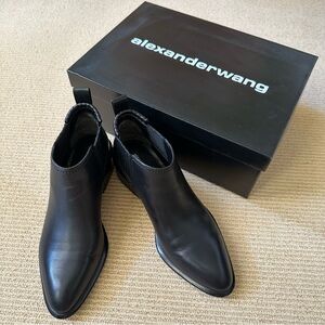 Alexander Wang Kori Chelsea Leather Booties